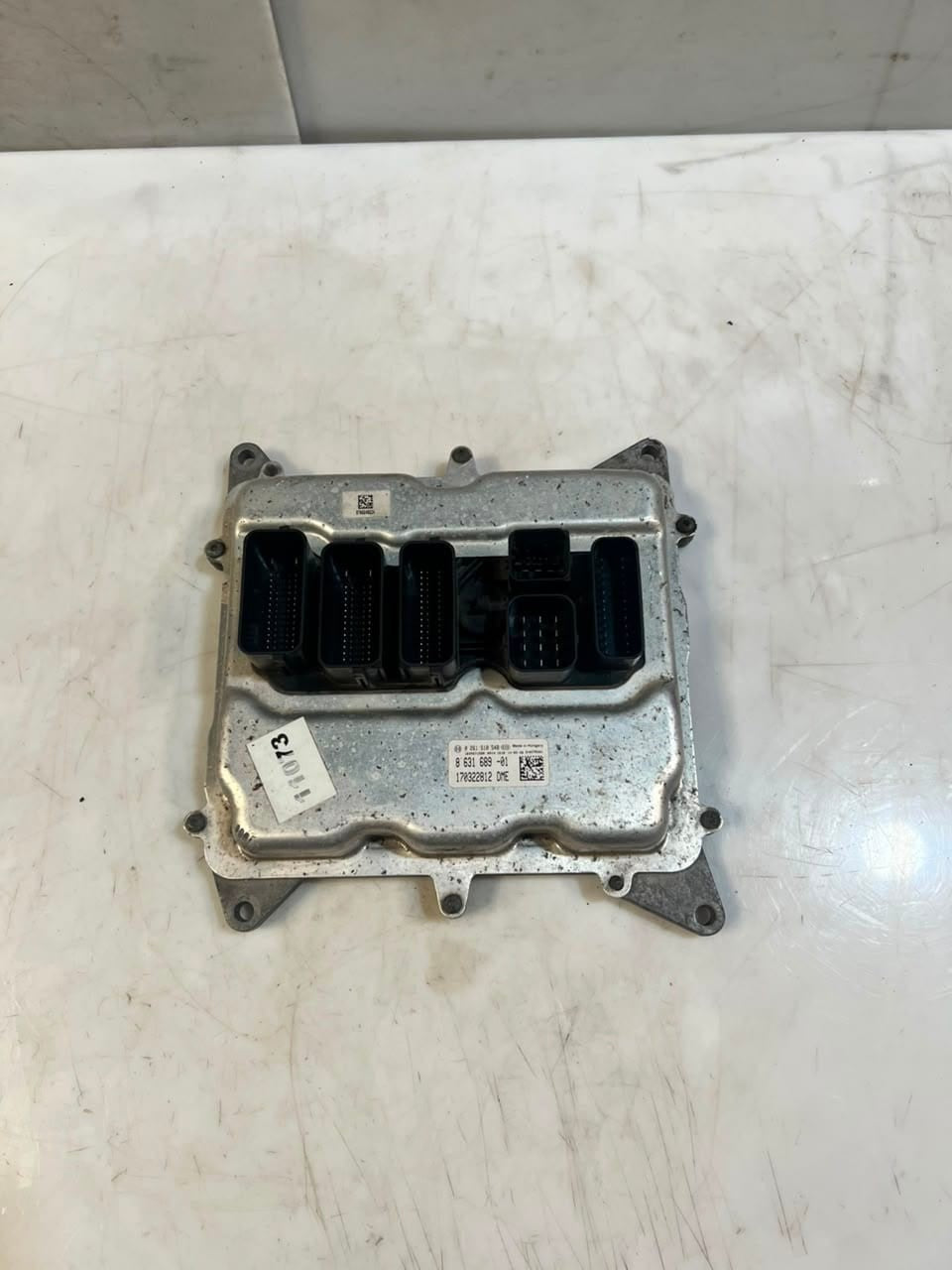 2012-2015 BMW 328i F22 F10 N20 Engine Control Module ECU/DME ONLY 8631689 OEM