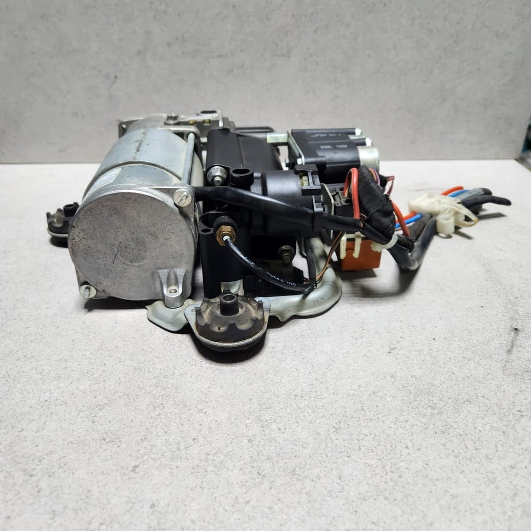 2000-2008 BMW X5 Air Suspension Compressor Pump GP76A60 X5 E53 E65 E66 and 760i