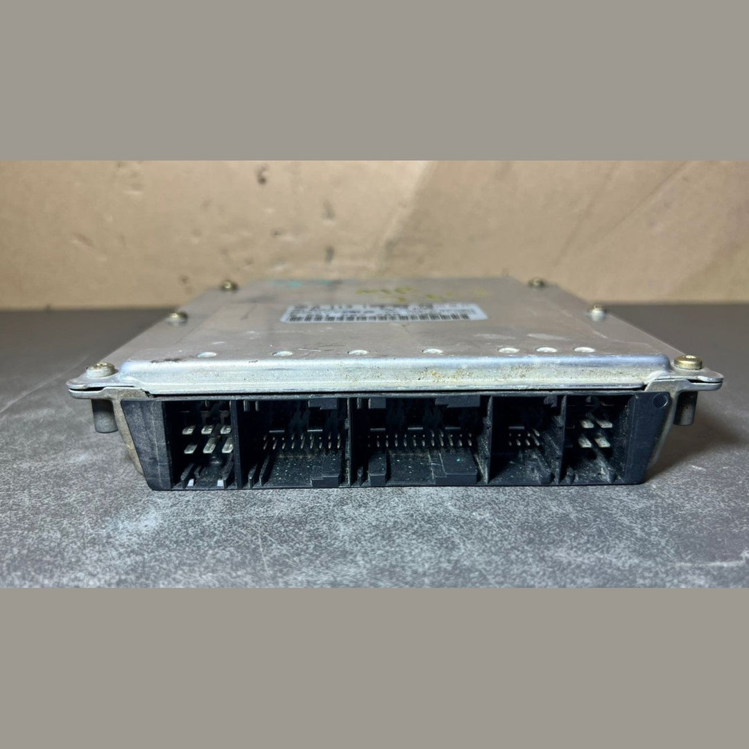 01-06 Mercedes W220 S-Class Engine Control Module Unit ECM ECU A113 1532279 OEM