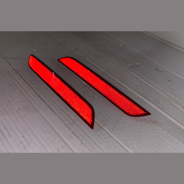 BMW F30.F32 .F33. F36 REAR BUMPER REFLECTORS LEFT RIGHT 7382234 7382233 SET