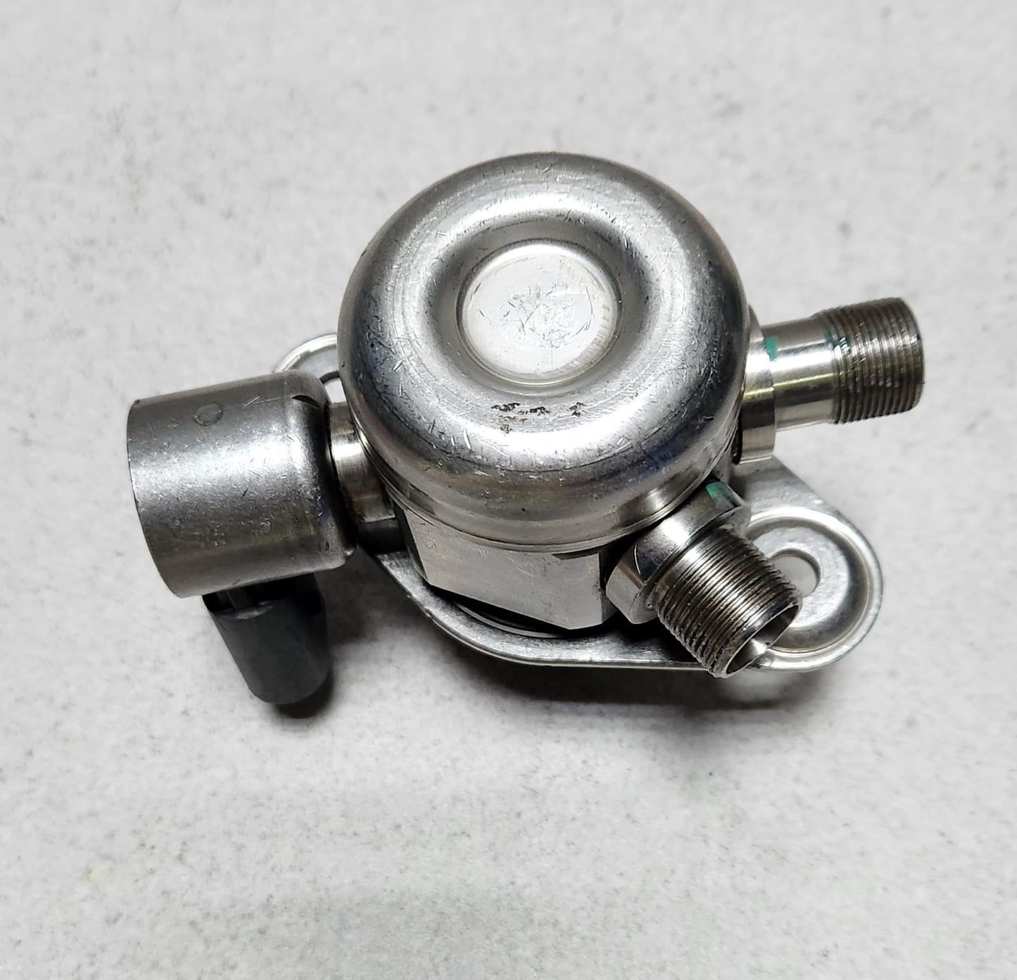 2022-2024 Mercedes-Benz SL63 AMG High Pressure Fuel Pump A1770700501  