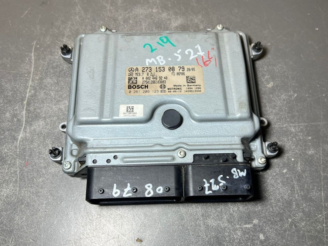 04-10 Mercedes W219 CLS Engine Control Module Unit ECM ECU A273 1530879 OEM