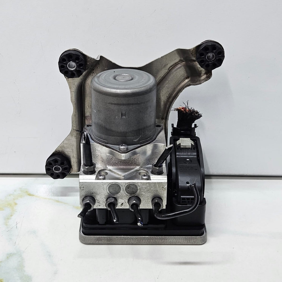 2007-2009 BMW 328i G11 G12 G30 ABS Anti Lock Brake Module & Pump 6886959 OEM