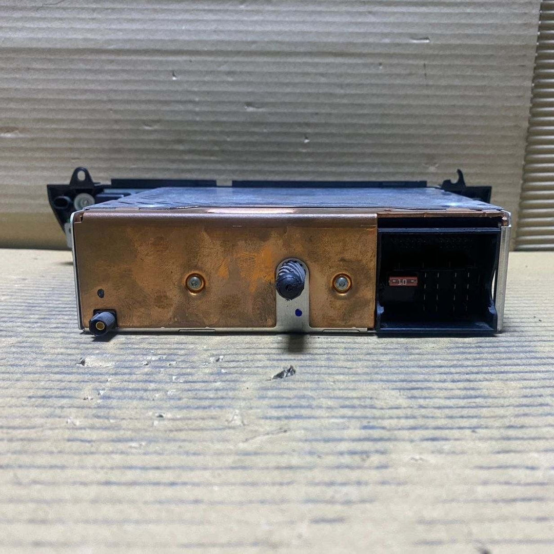 2004-2010 BMW X3 Radio Receiver Am Fm Cd Player 9205282 X3 E83