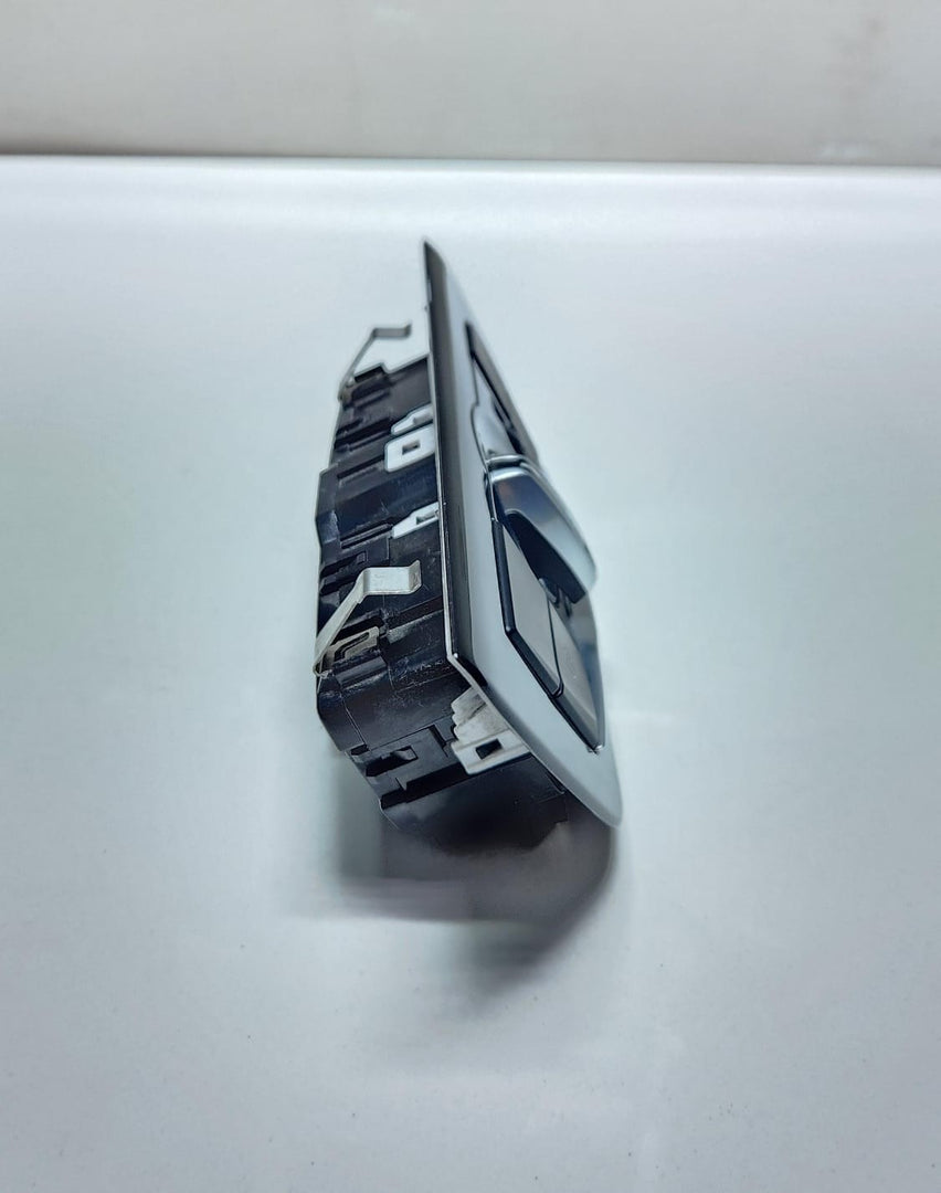 2019 BMW 530i Headlight Control Switch Panel 9472969 5 Series G30 and G31 OEM
