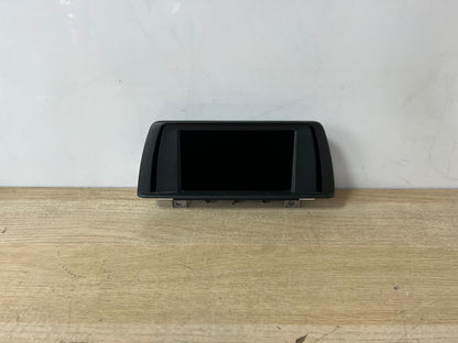 BMW F30 F32 F36 3 Series and 4 Series models. 6.5 inch CID DISPLAY 9270393