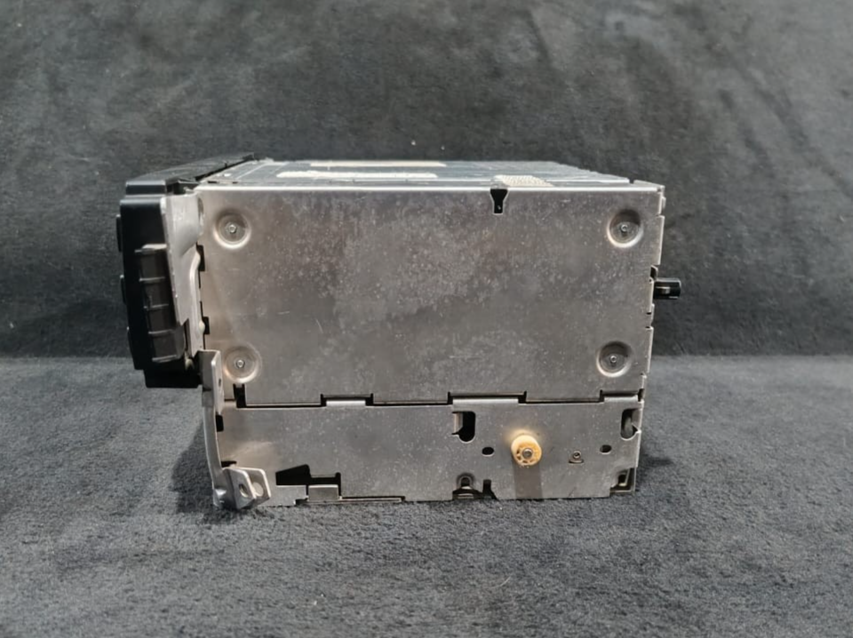 BMW 1 3 6 E64 E70 X5 X6  STEREO RECEIVER CD DISC PLAYER HEAD UNIT CCC - 9117565