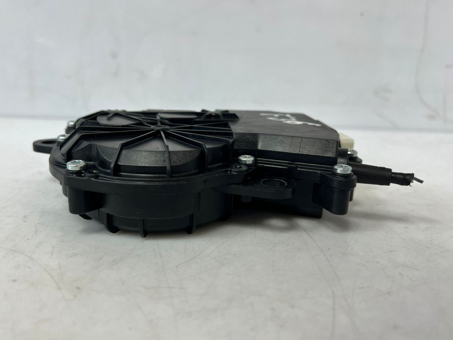 BMW 4' F36 2.0D Gran Coupe M Package 7269516 Drive Power Lock Tailgate Motor OEM