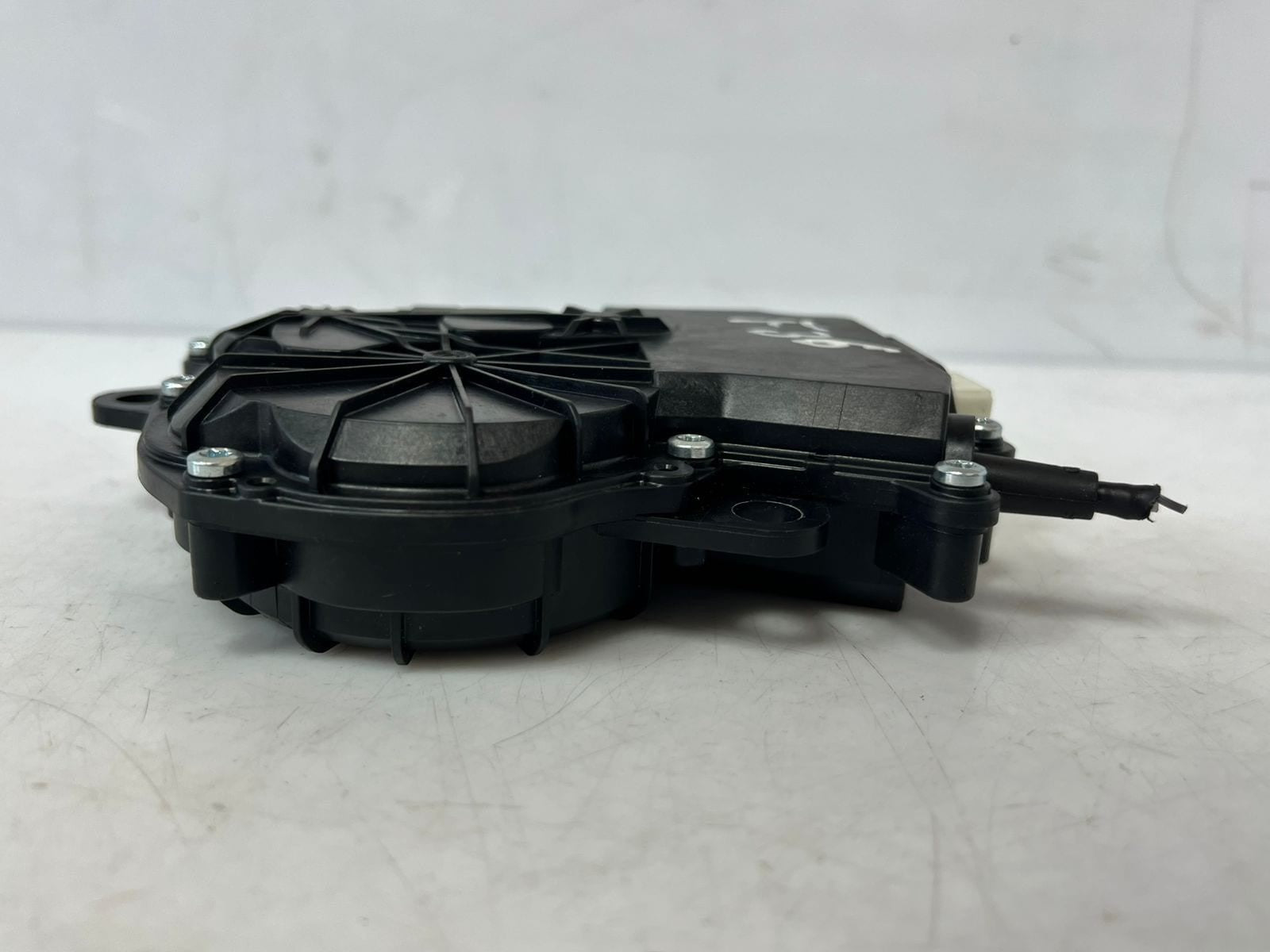 BMW 4' F36 2.0D Gran Coupe M Package 7269516 Drive Power Lock Tailgate Motor OEM