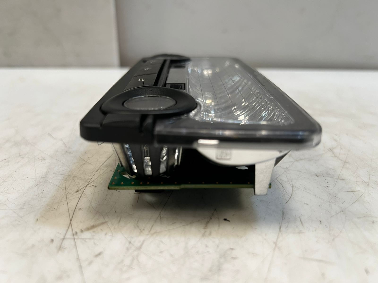 2011-2016 BMW 535i F07 F10 F11 F01 F02 xDrive Rear Dome Reading Light 9240763