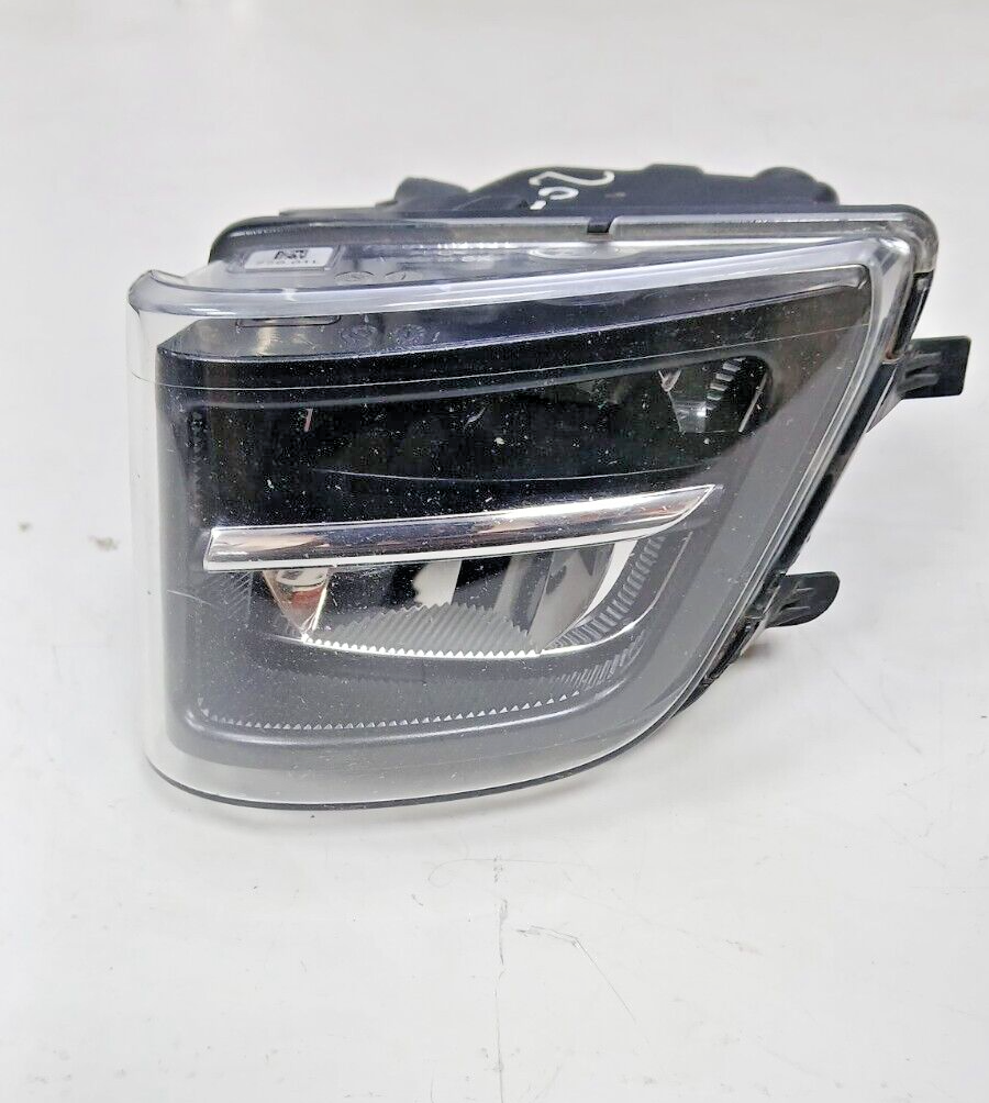 BMW 7SERIES F01 F02  FRONT LEFT LED FOG LIGHT  LAMP 7311287 OEM
