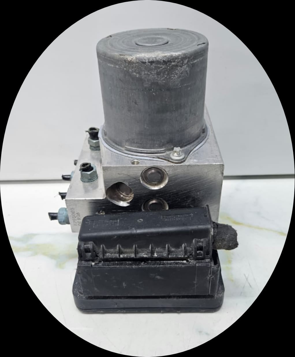 BMW F10 F11 F01 F06 ABS Hydraulic Pump Control Module 6868339 OEM