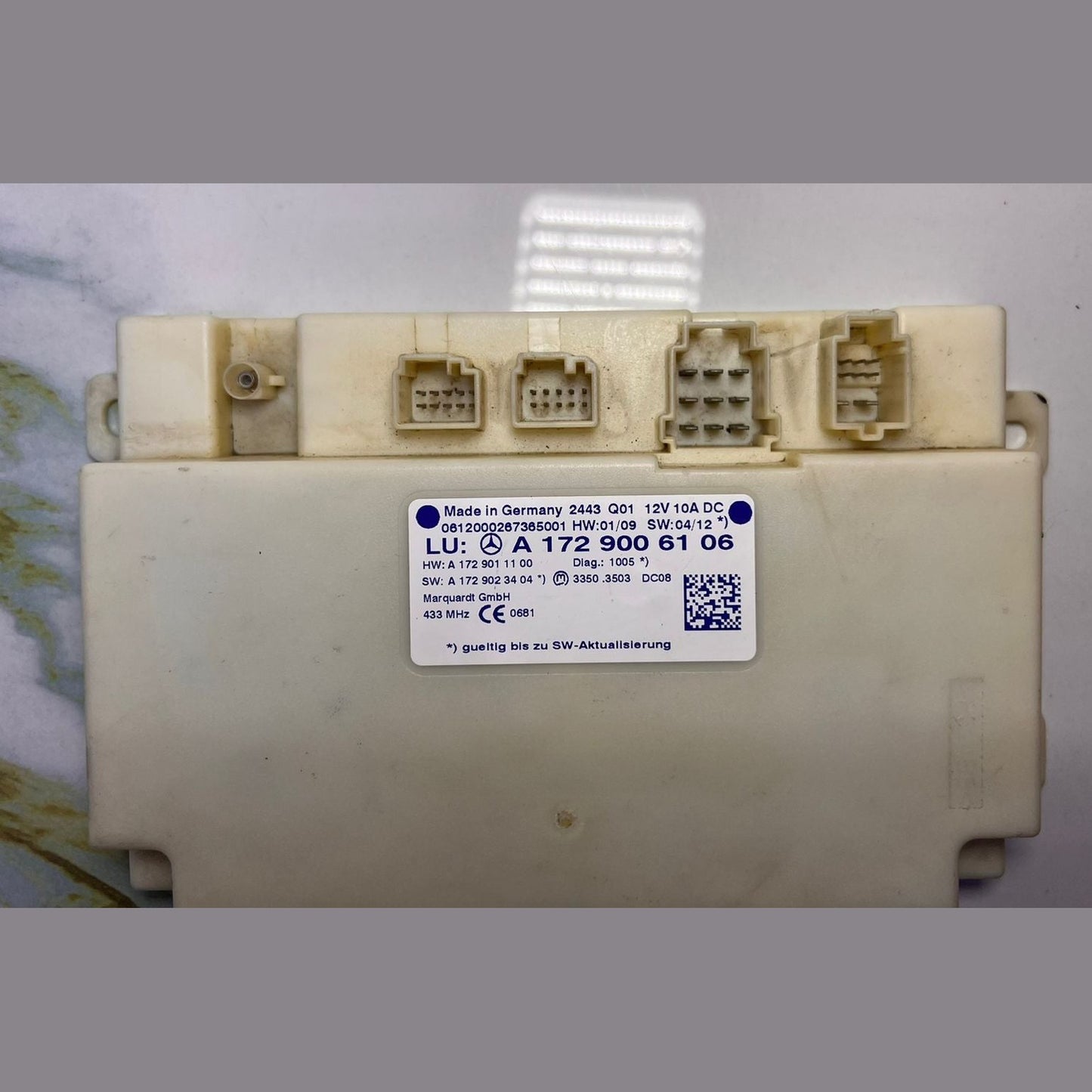 2013-2014 Mercedes-Benz C350 Keyless Go Ignition Control Module A 172 9006106 C-