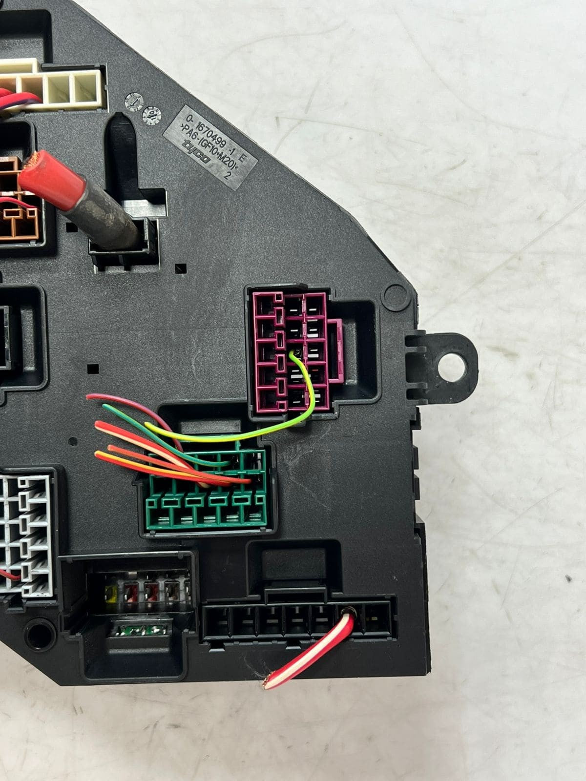 2010-2016 BMW 528i 535i 550i F10 5 Series Power Distribution Box 9234423 OEM