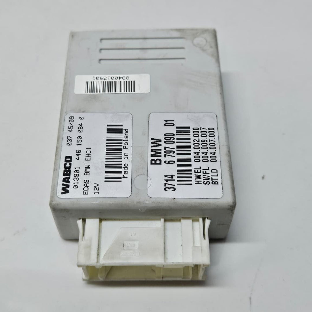 2010-2015 BMW 750i 535i, 550i F07 Air Suspension Control Module 6797090