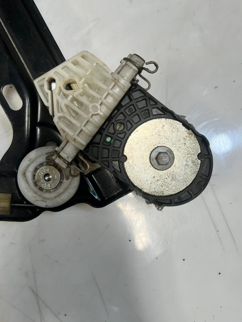 2012 BMW Z4 E89 sDrive 20I Window REGULATOR Motor Front Left 6952085 OEM