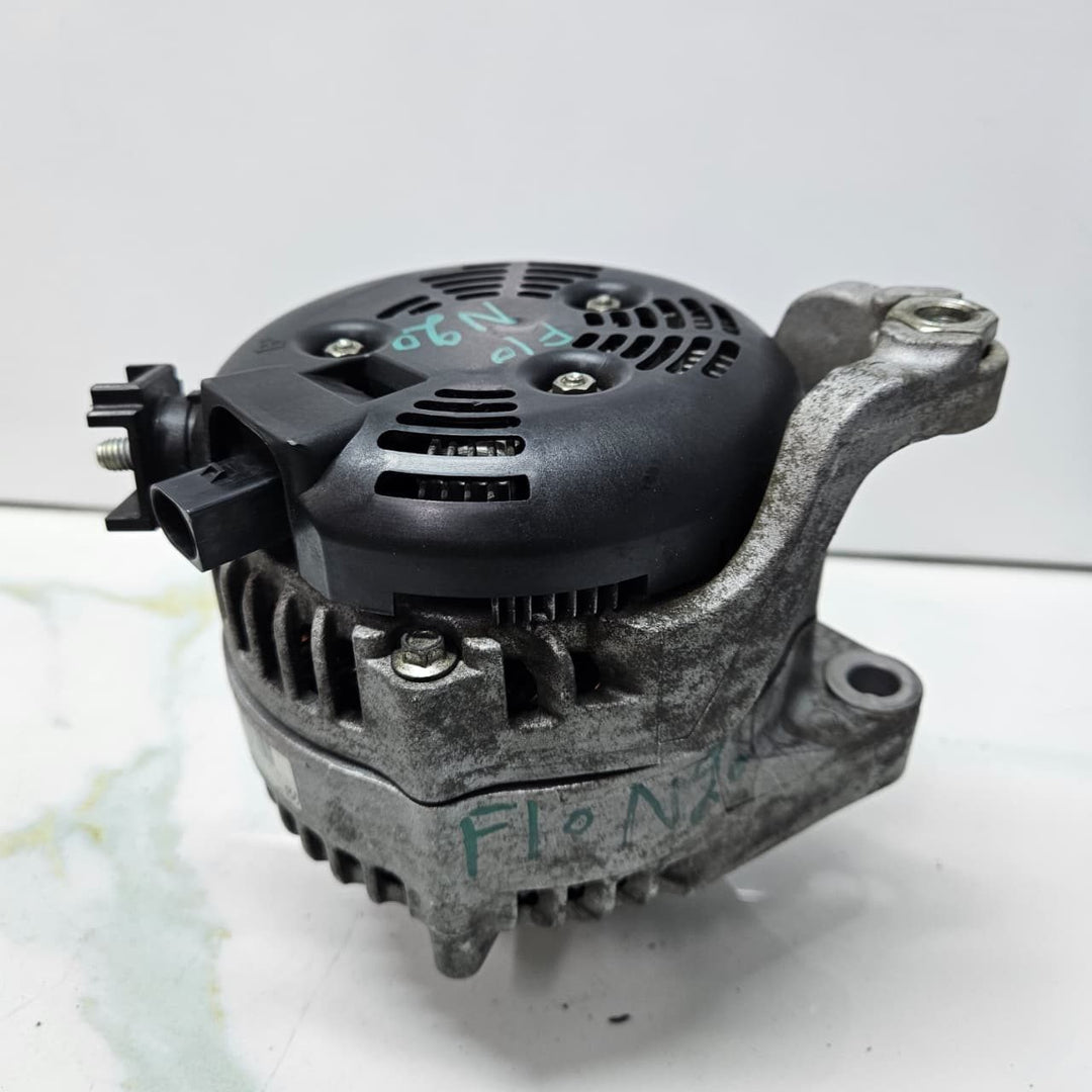 2012-2016 BMW  328i, 320i, X1, X3, X5 Alternator 7605061 USED