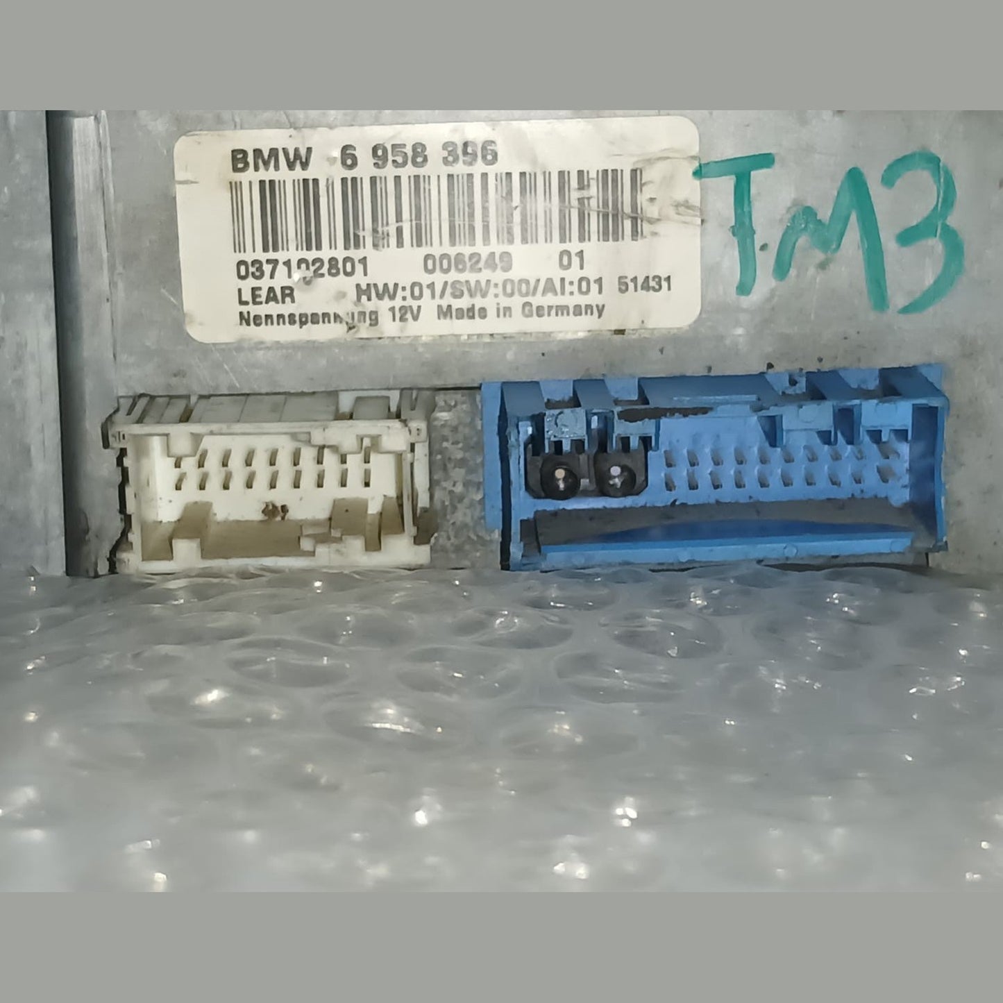 BMW 7 Series 2005-2008 E65/E66 Used TV Module  2001-2008 6958396