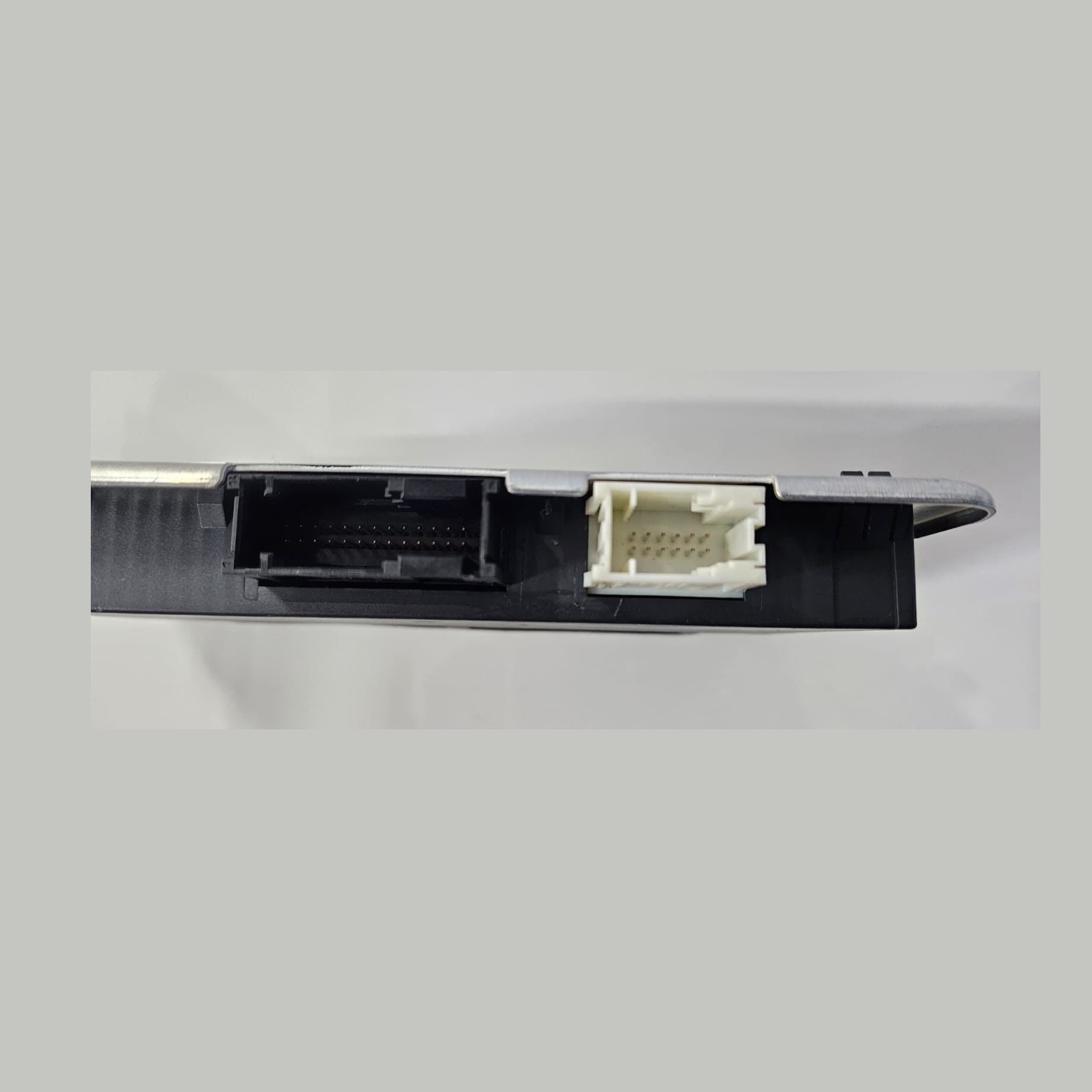OEM 09-15 BMW F01 F02 F03 Temic Footwell Light Control Module 9313928