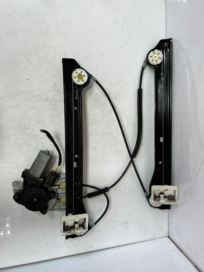 2011-2016 Mini Cooper Countryman Front Window Regulator With Motor 9800565