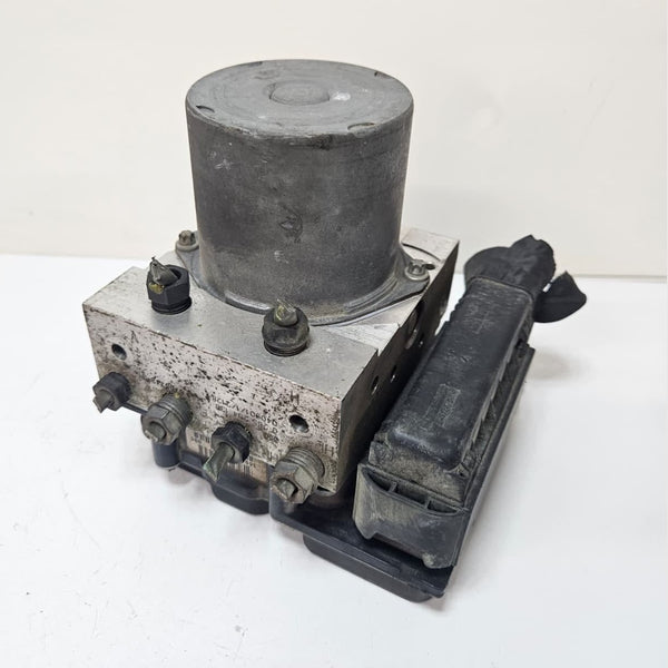 2004-2007 BMW 5 6 Series E60 E61 530i E63 E64 ABS Hydraulic Pump 6769707