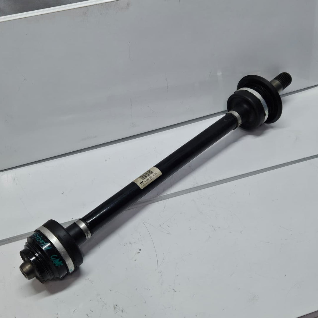 2018-2023 BMW 530e G30 2.0L hybrid Axle Assembly 8686241 Rear Left
