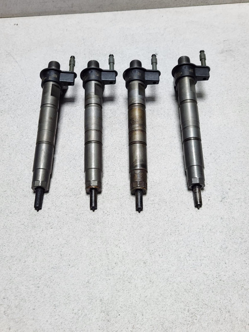 BMW Fuel Injector 7823461 3 Series and 5 Series 330D 525D 430D 435D 530D        