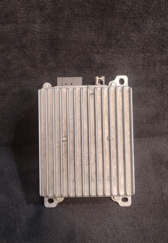 BMW 5 6 7 F01 F10 F06 BCU 150 AUXILIARY BATTERY CHARGING CONTROL UNIT -9240236
