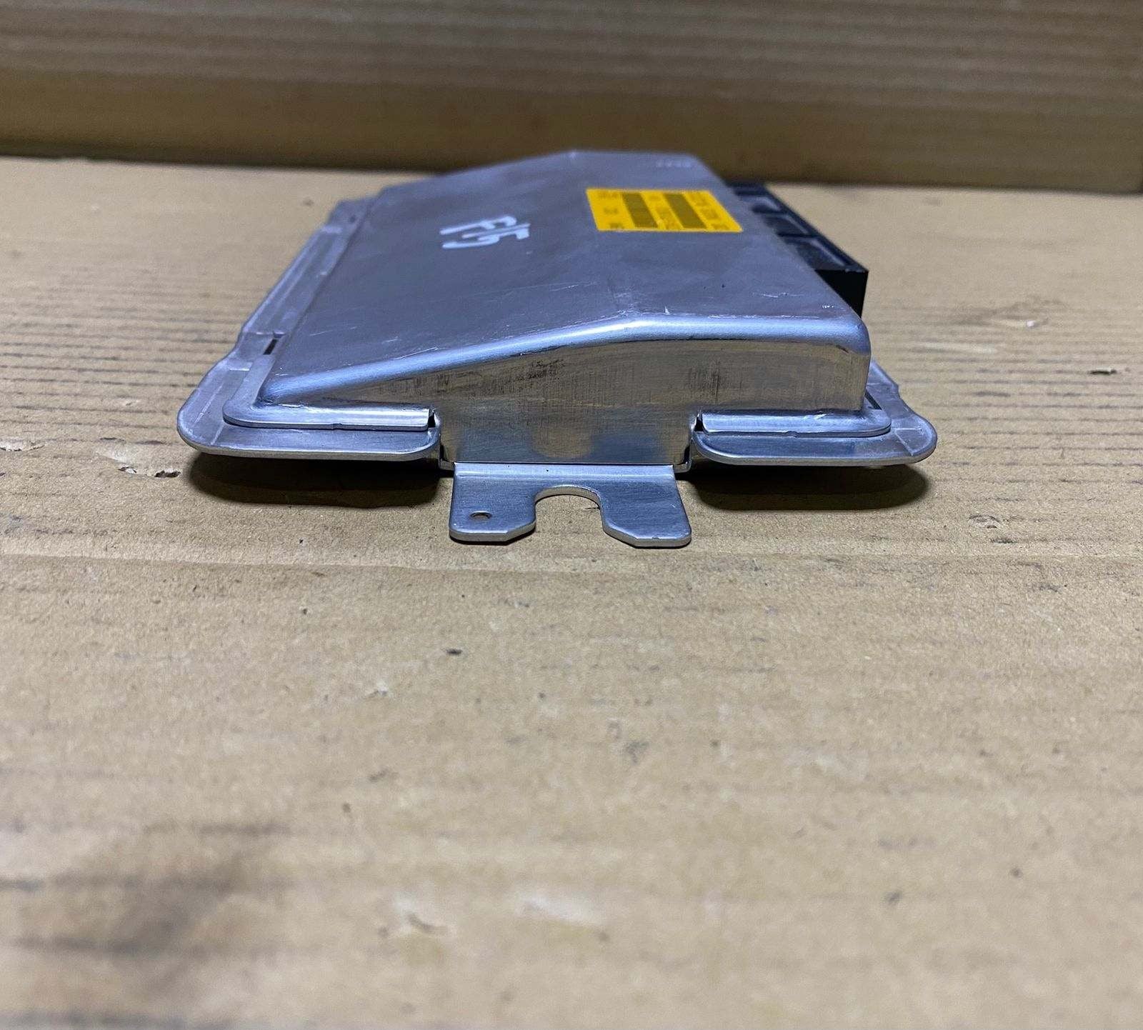 2012-2018 BMW M6 Suspension Control Module 6883149 X6M F16