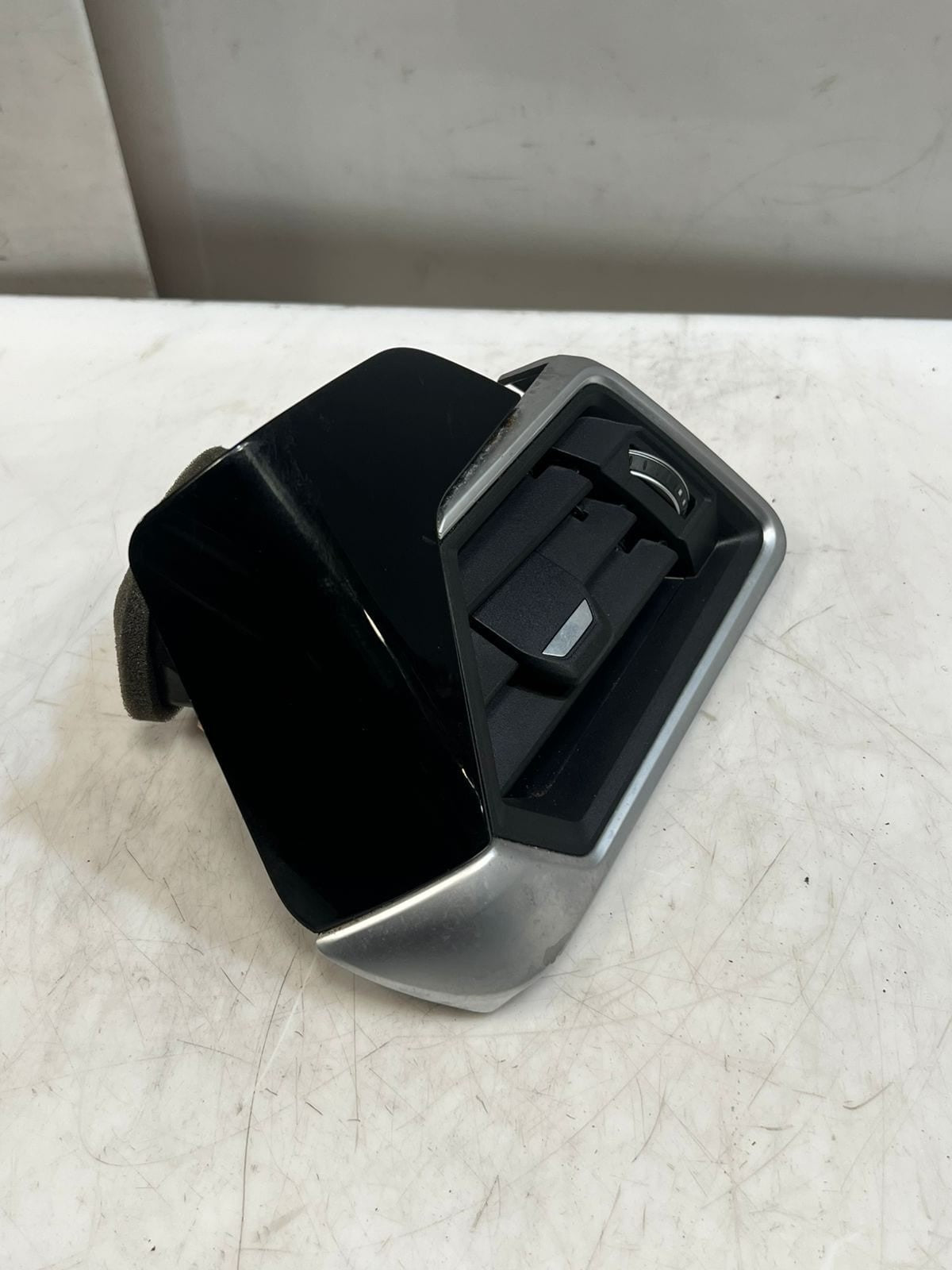BMW 3 Series G20 G21 LCI G22 G23 Dashboard Air Vent Right Driver Side 6848619