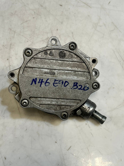 BMW E46 E90 Z4 E85 E86 B20 N42 N46 N46N Brake Vacuum Pump Mechanical 7542498 OEM