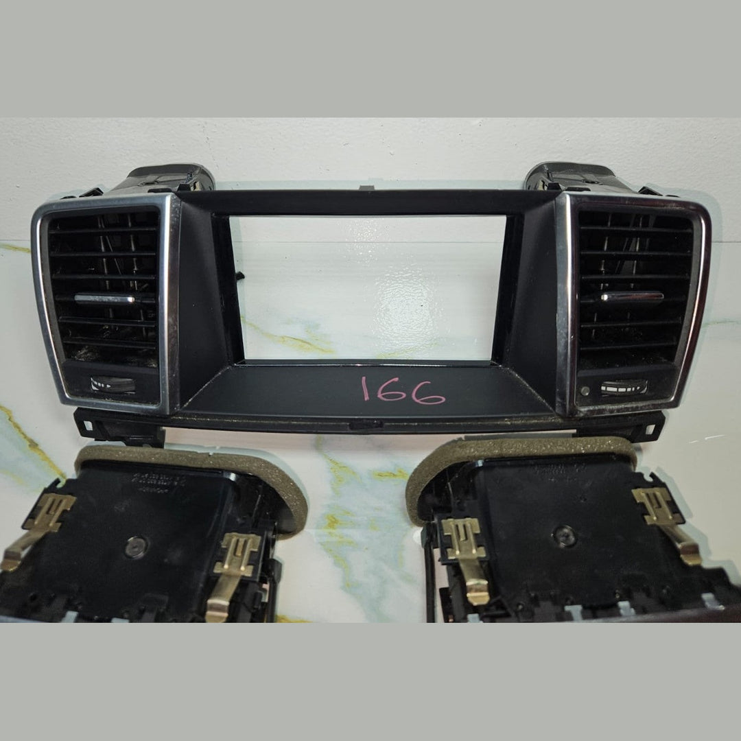 12-16 Mercedes W166 Dash Dashboard Center \ Left & Right A/C Air Bezel Trim Set