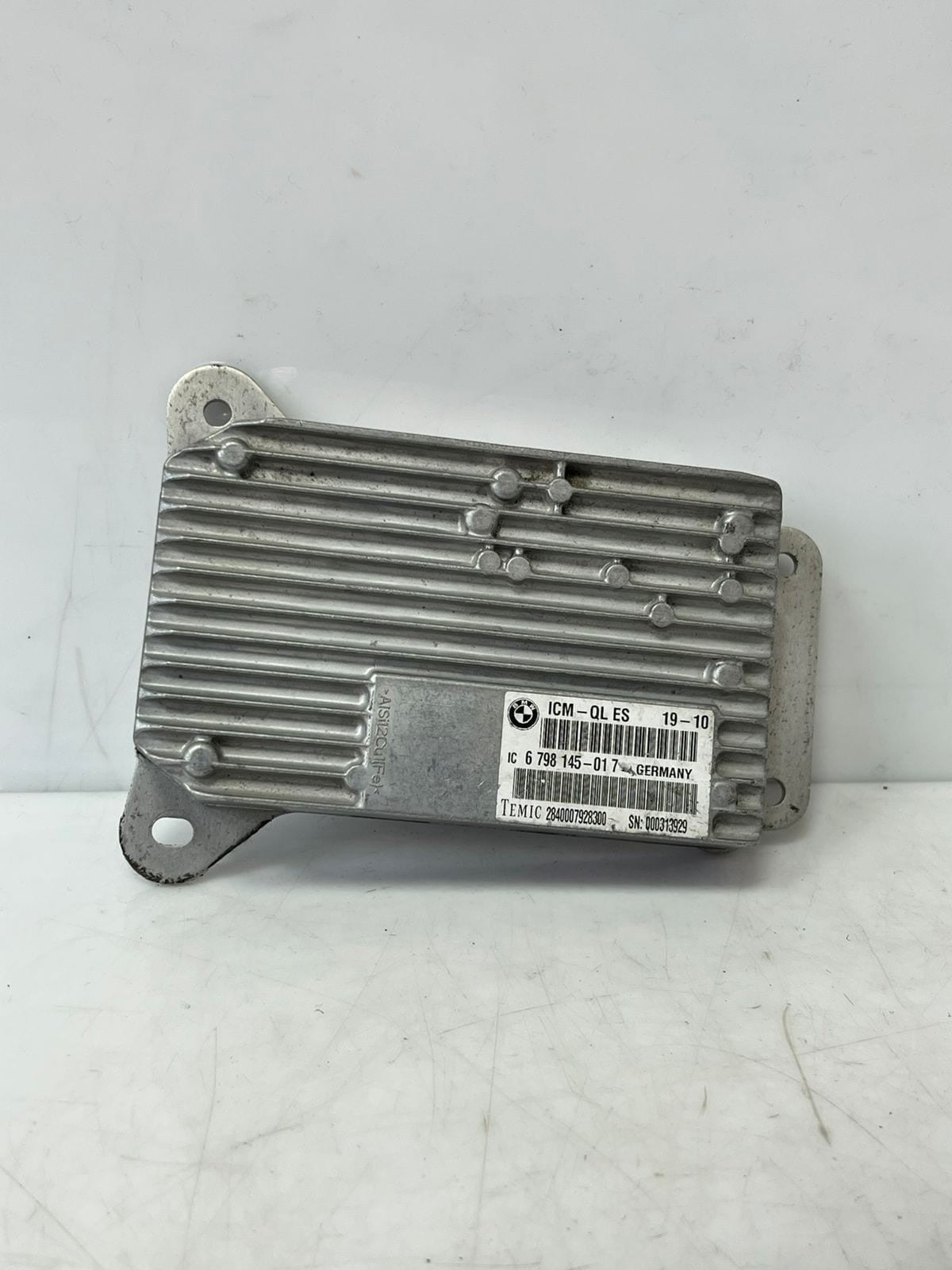2010-13 BMW F01 740i and F07 740i Integrated Chassis Control Module 6798145 OEM