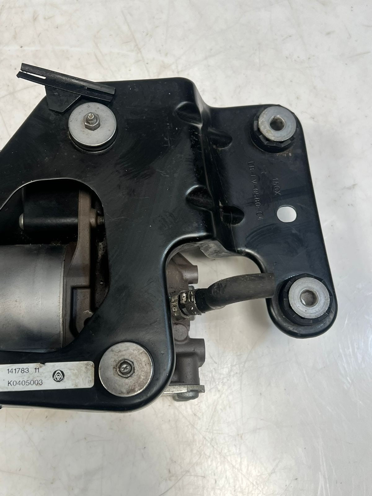 2006-2014 BMW X5 E70 X6 E71 E72 Air Suspension Compressor AIR SUPPLY 6789938 OEM