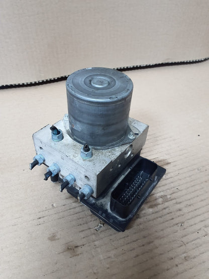 2010-2015 BMW X1 E84 ABS/DSC ANTI LOCK BRAKE Pump 6860216 OEM