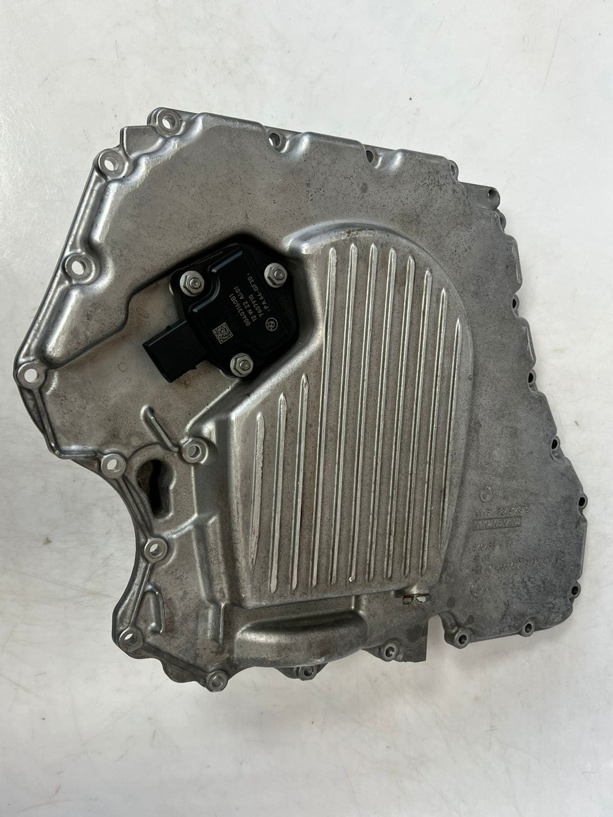 2012-2016 BMW M5 F10 M6 F12 X5M X6M 4.4L S63 Lower Engine Oil Pan 7843148 OEM