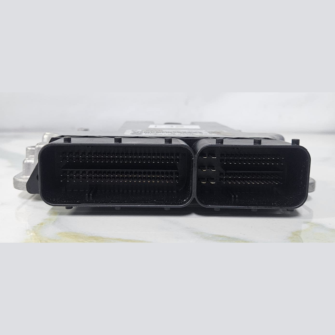BMW F32 420d ECU Engine Control Unit Module 8576344