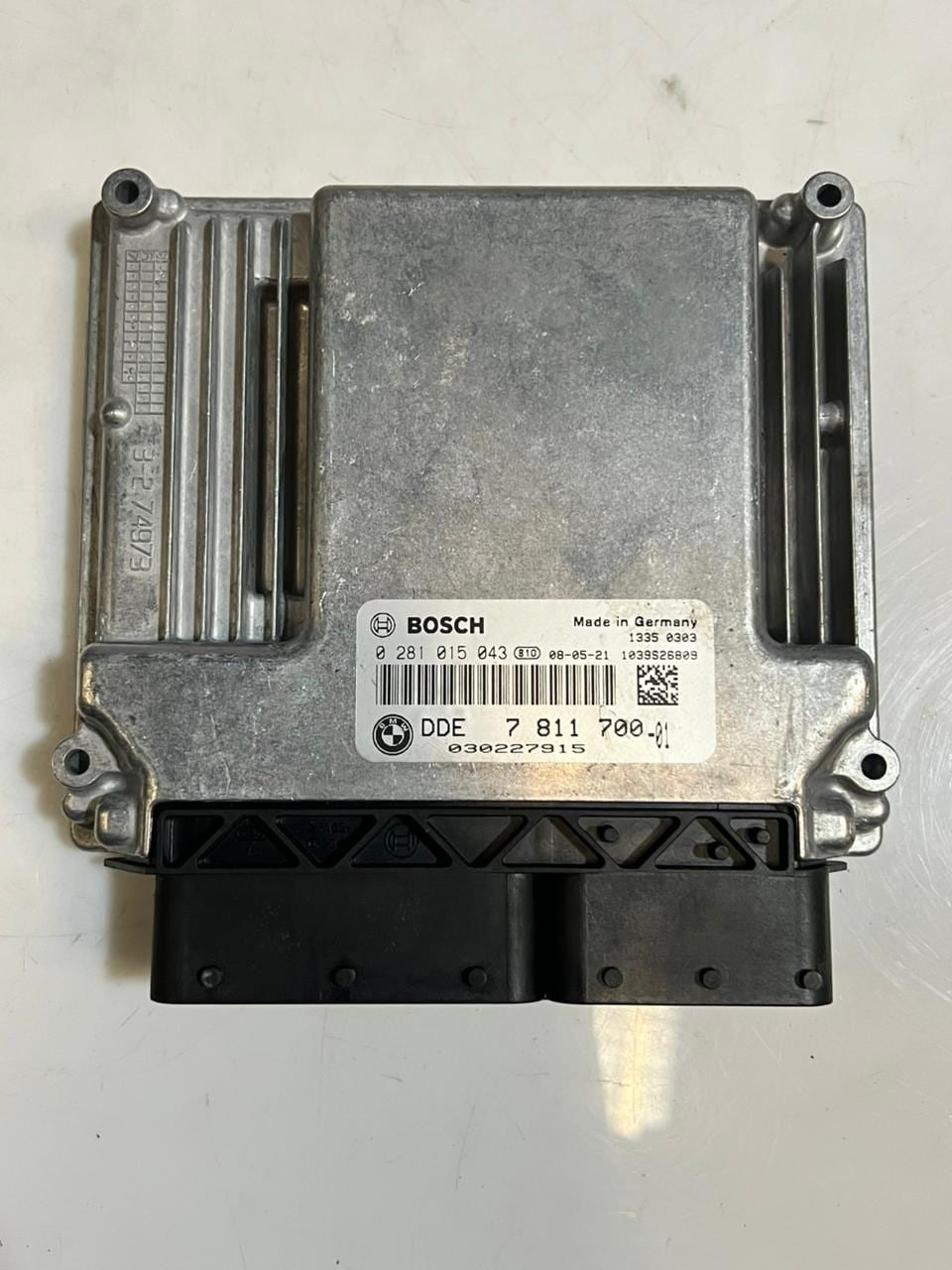 BMW E87 N47D Engine Control Unit ECU SET DDE + CAS3 + 1KEY 7811700 OEM