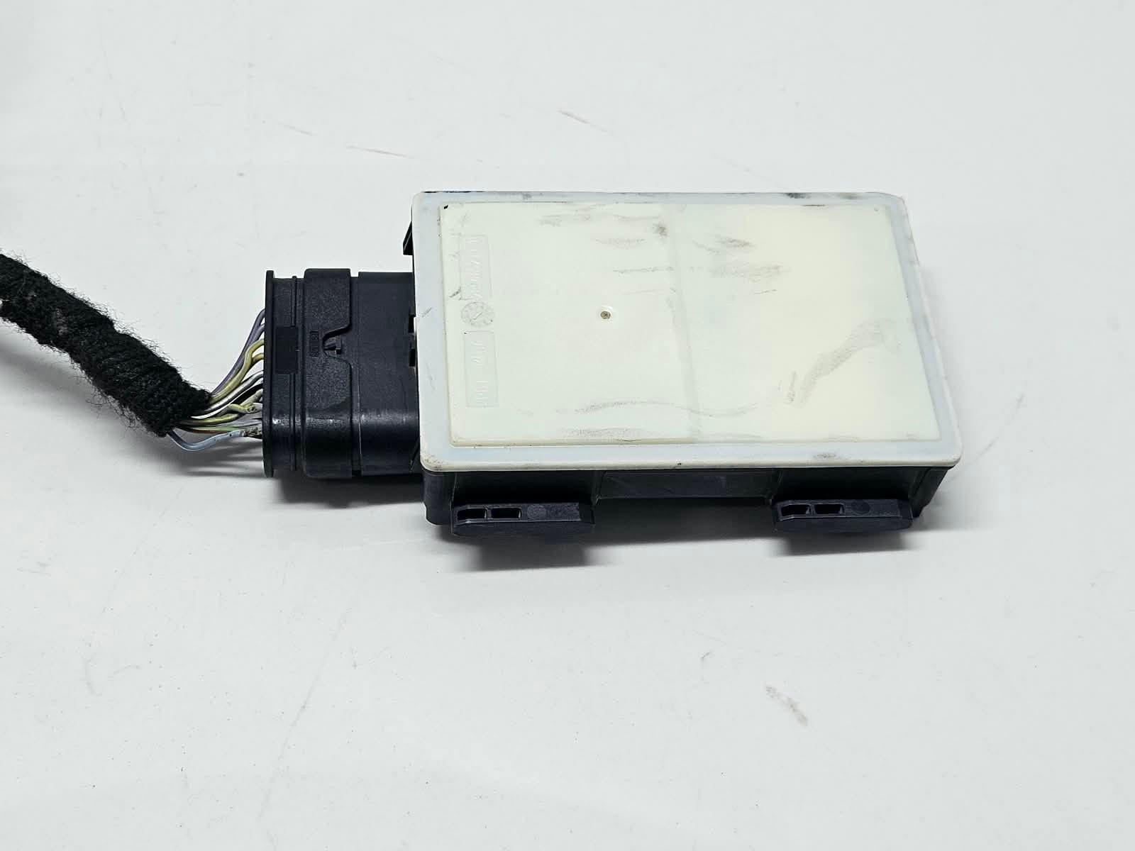 6899157-2019-2023 BMW X5 G05 RHD Blind Spot Radar Sensor 6899157 OEM