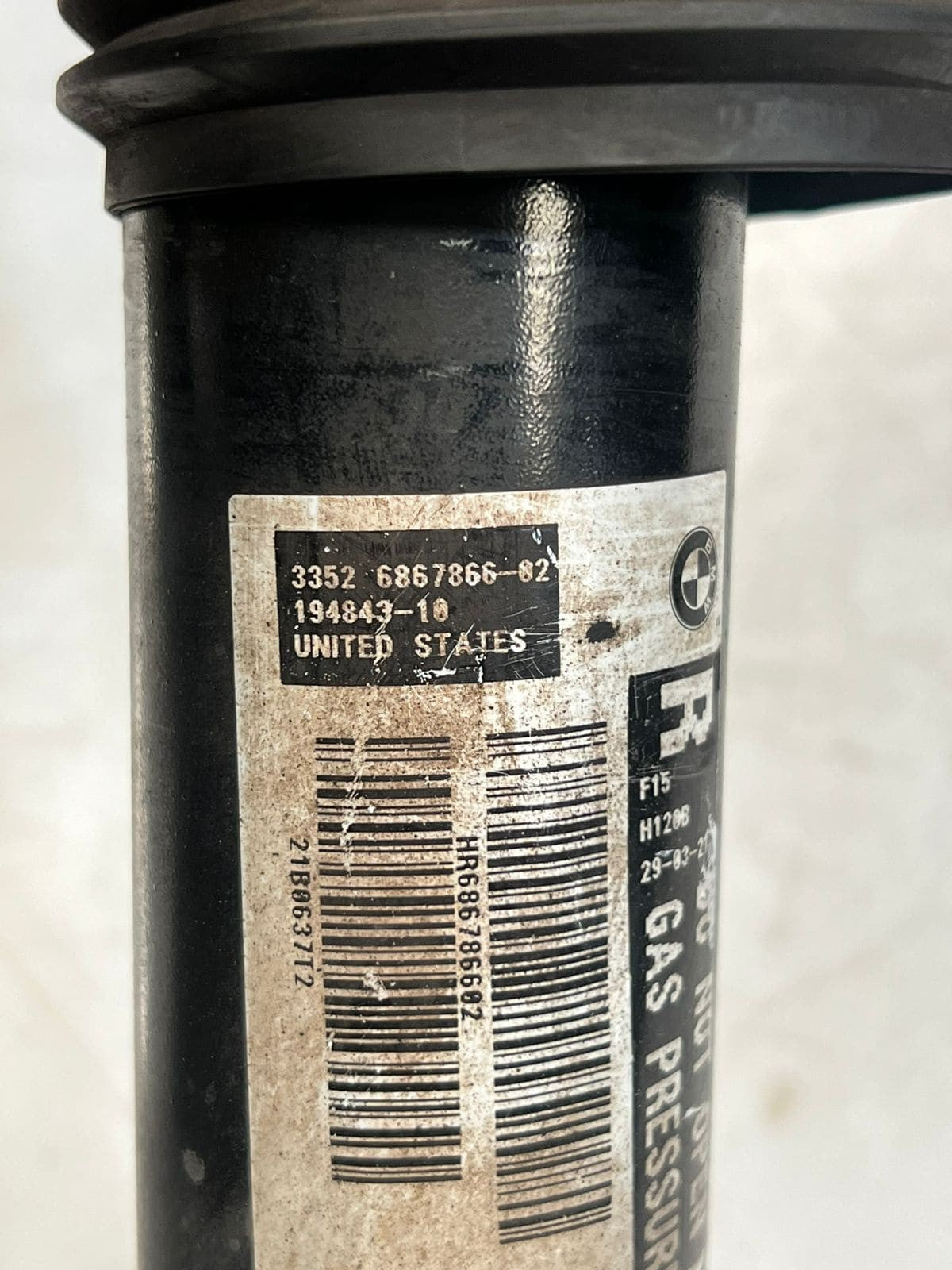 2014-2018 BMW X5 F15 X6 F16 Rear Shock Absorber RIGHT DRIVE SIDE 6867866 OEM