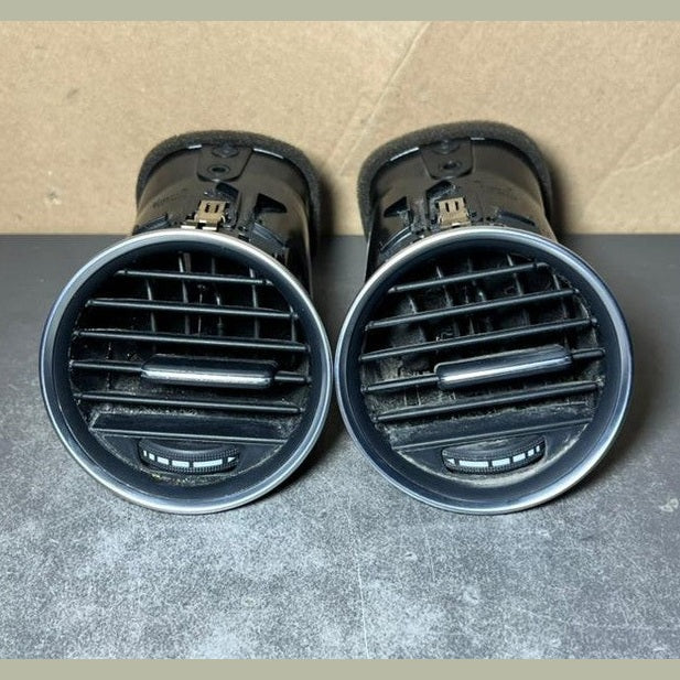 12-14 Mercedes W204 C300 C250 Front Dashboard Left  Right Heater A/C Air Vent