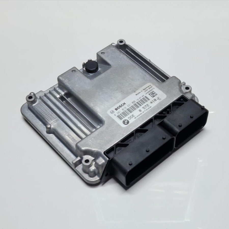 2012 BMW X3 Engine Control Unit 8572418 5 Series F10 520d and X3 F25 OEM