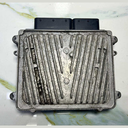 2006-2007 Mercedes-Benz C230 Engine Control Module A2721531691 W203 C-Class