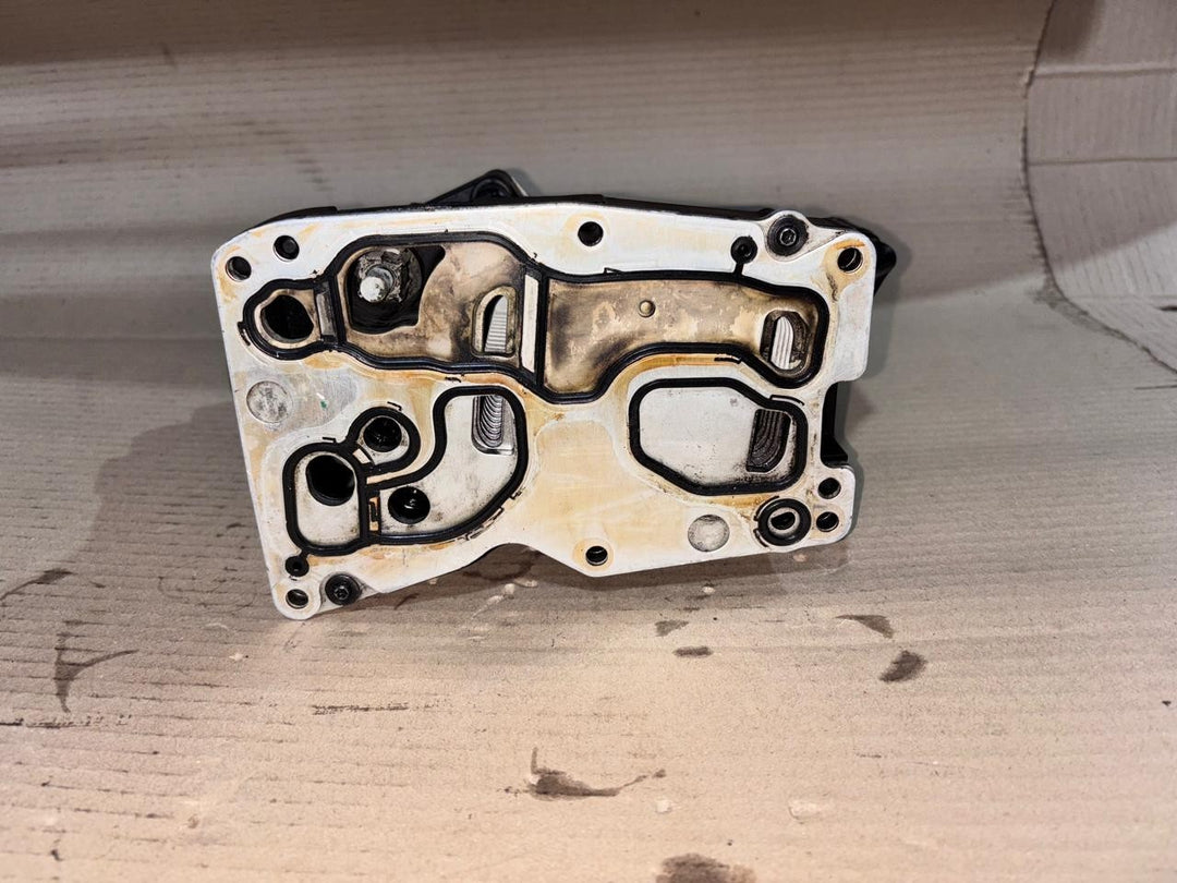 BMW F10 F30 F15 N57 OIL FILTER  oil filter housing- 7037932