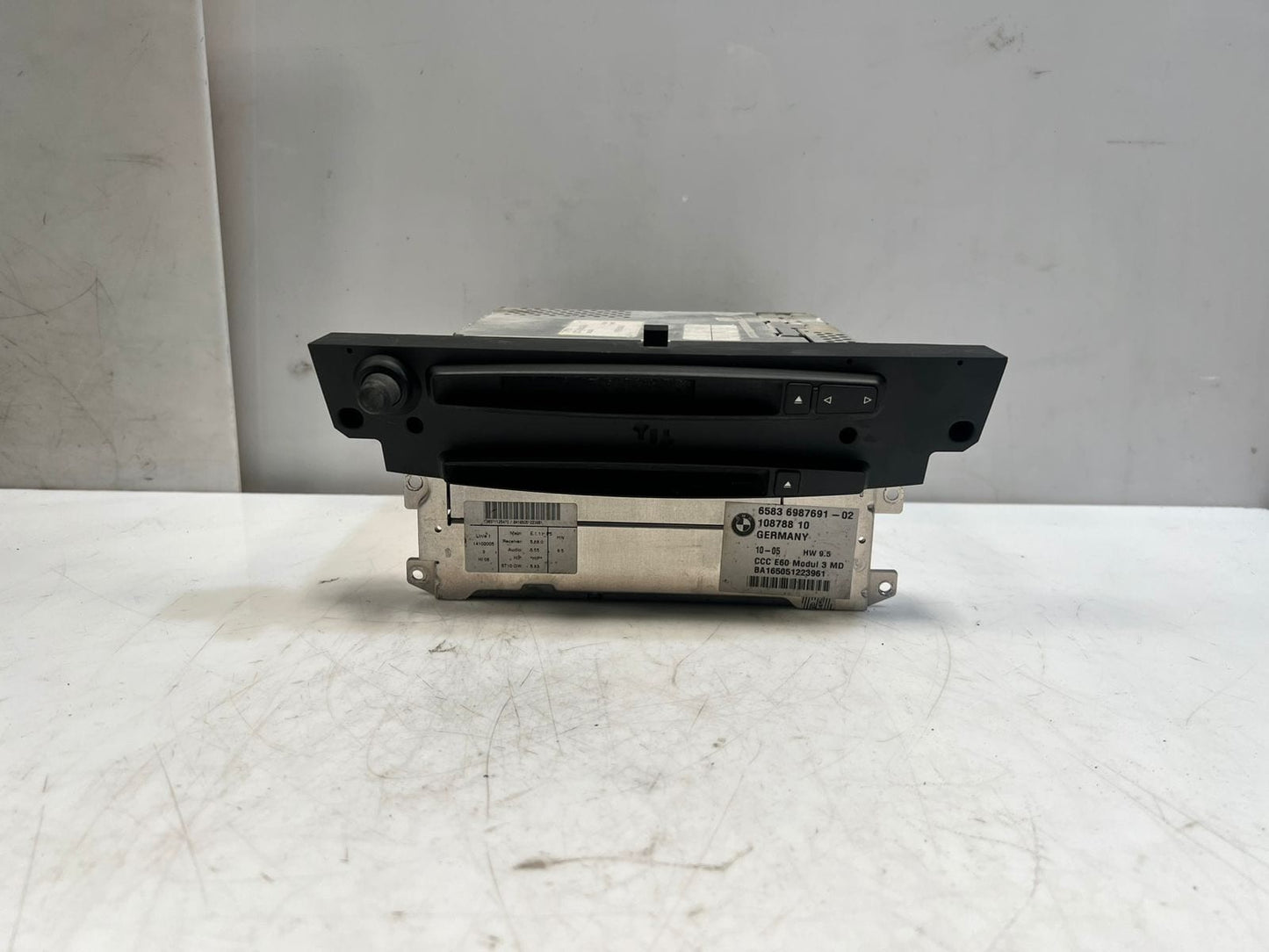 2003-2008 BMW 5 Series E60 E61 525i Ccc Module Gps Navigation 6987691 OEM