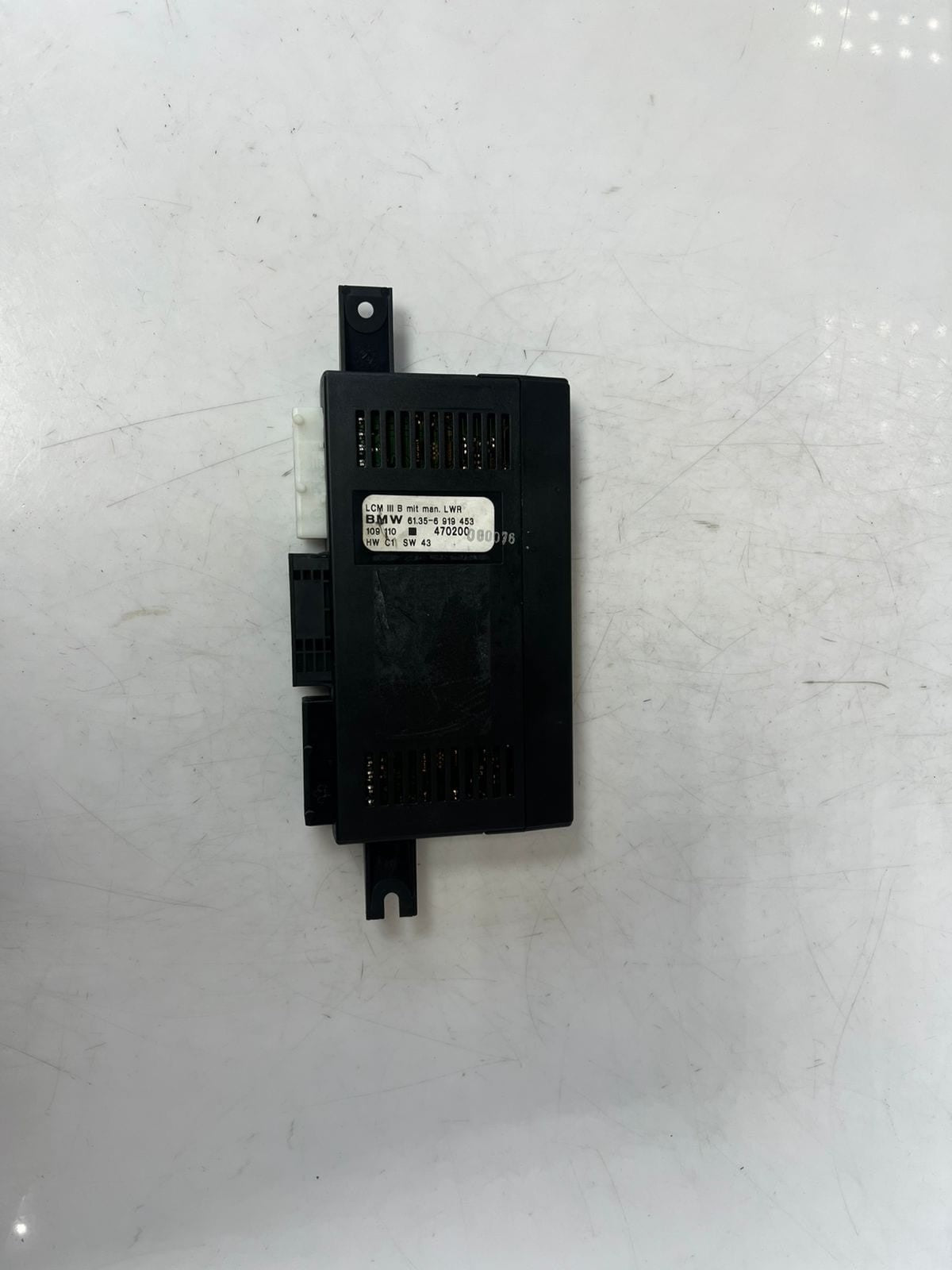 1996-2000 BMW 528i 5 Series E39 LCM III Light Control Module 6919453 OEM