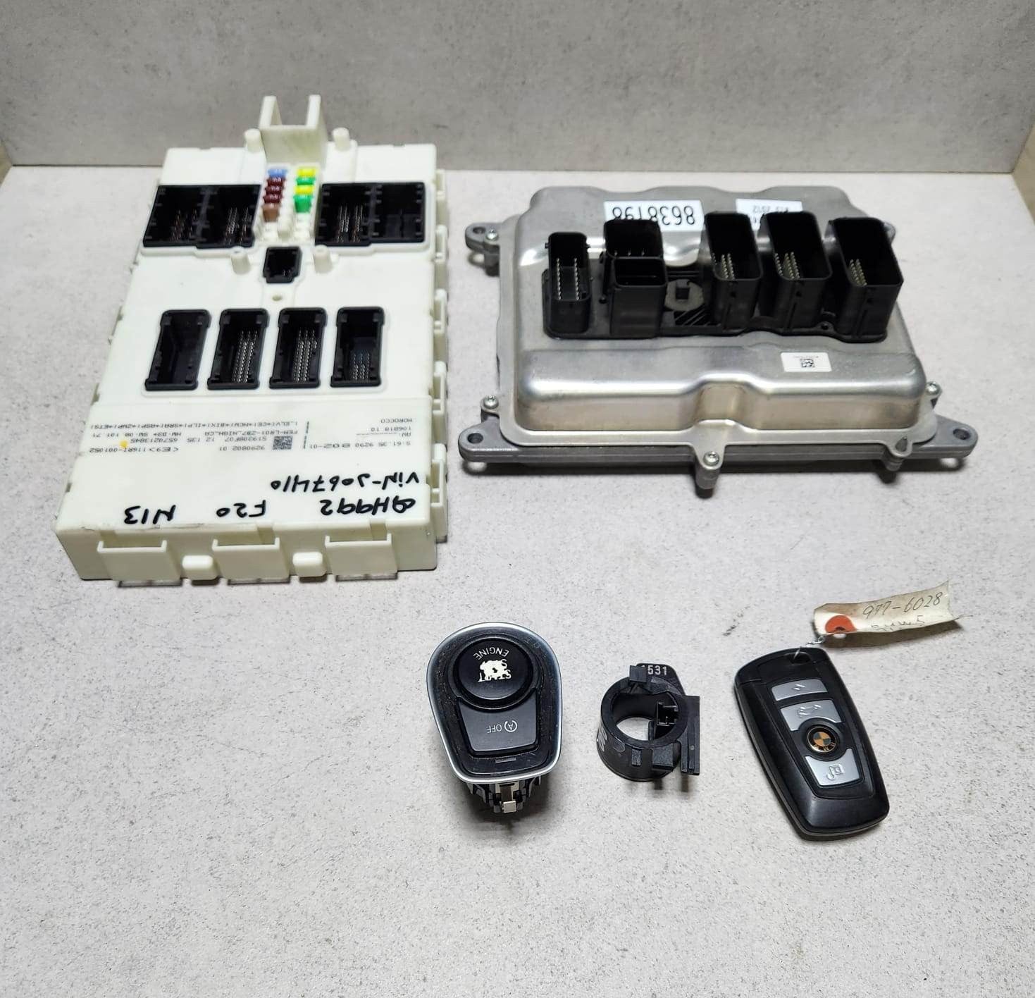 2012-2015 BMW 118i Engine Control Unit 8638198 N13 116i 316i F20 F30 ECU SET