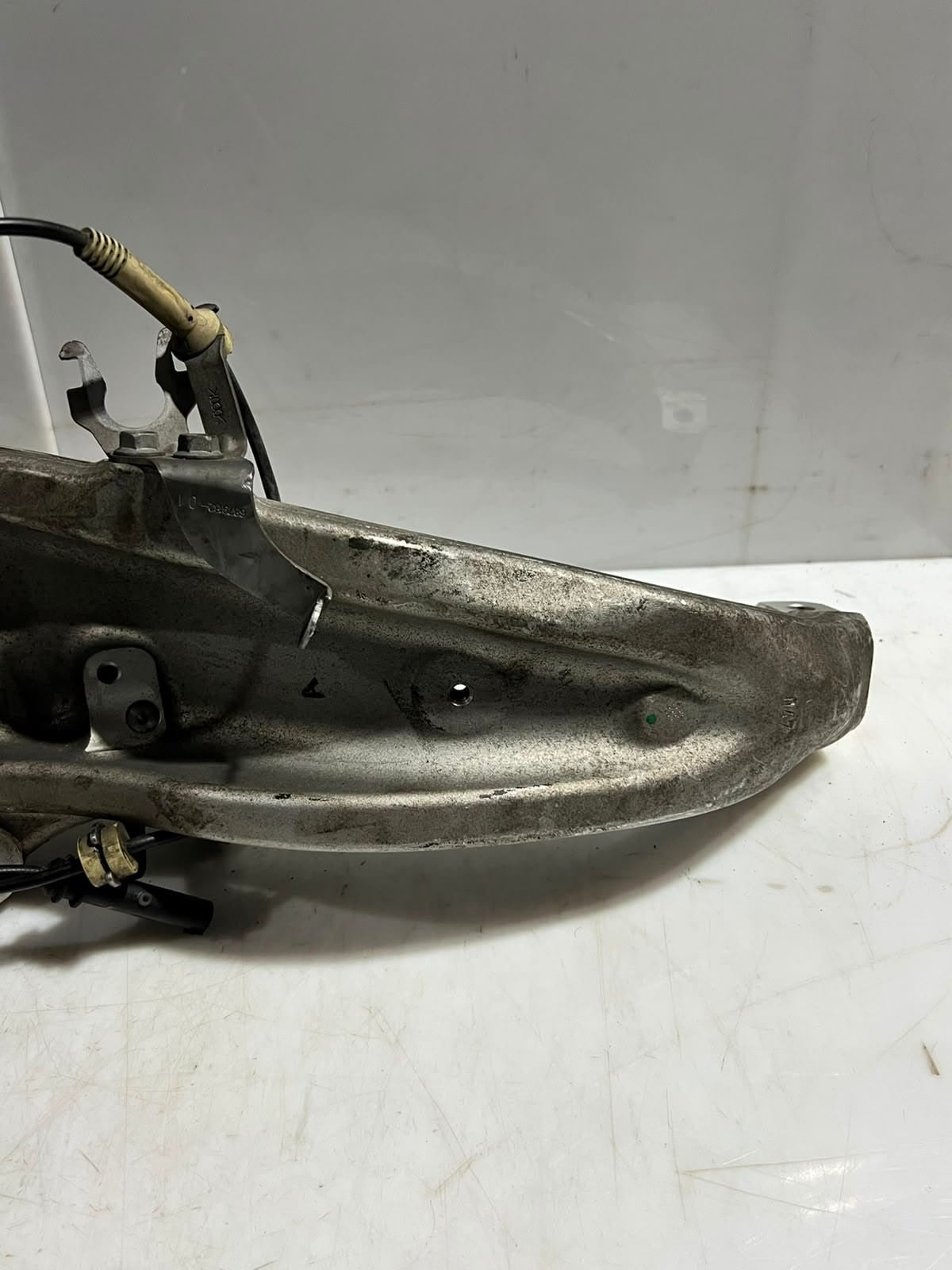 BMW 7 Series G11 G12 G32 GT 740i Front Wheel Hub Spindle Knuckle 6884378 OEM