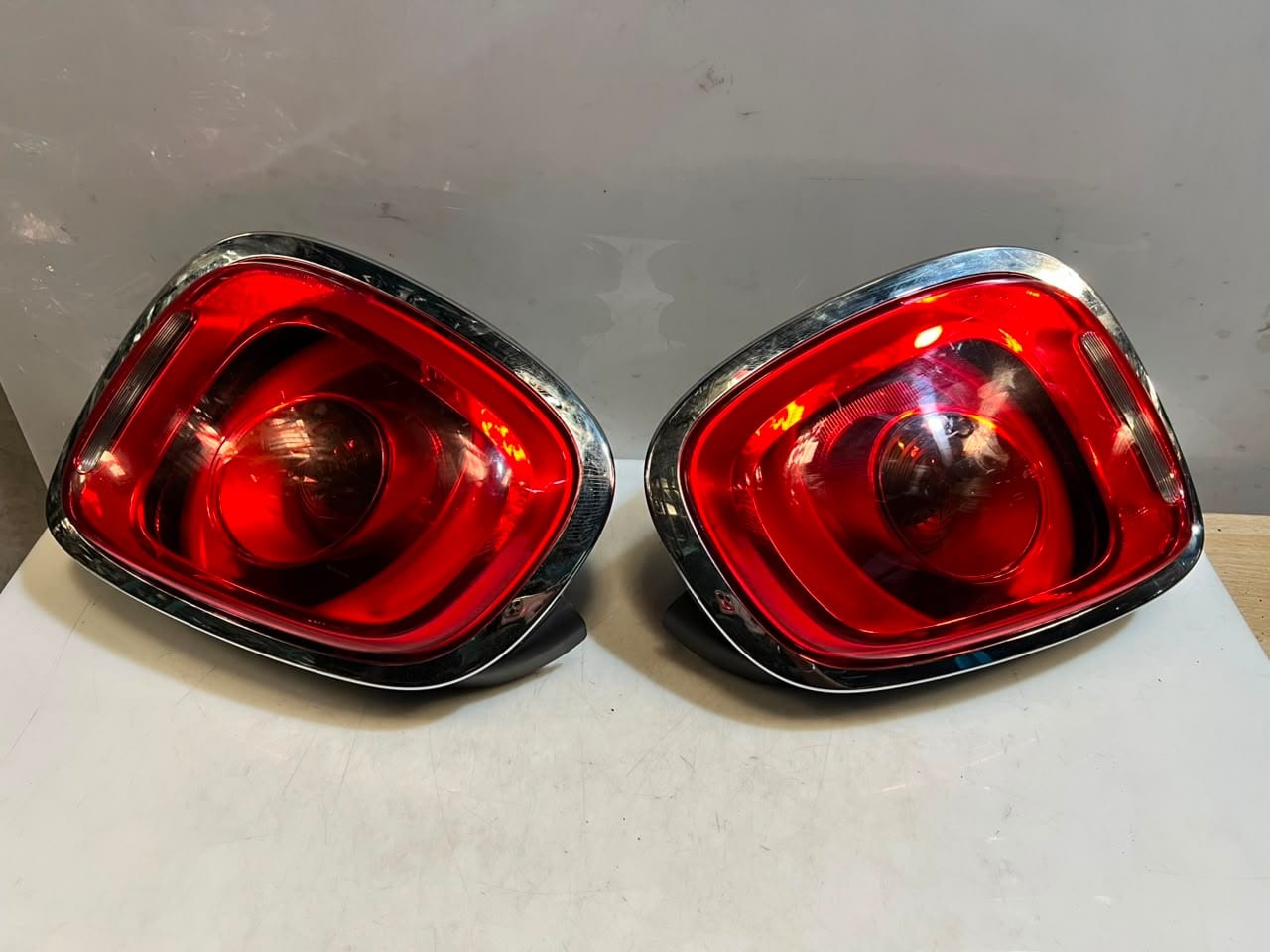 2014-2020 Mini Cooper F55 F56 F57 Left Right Side Tail Light 7297413 7297414 