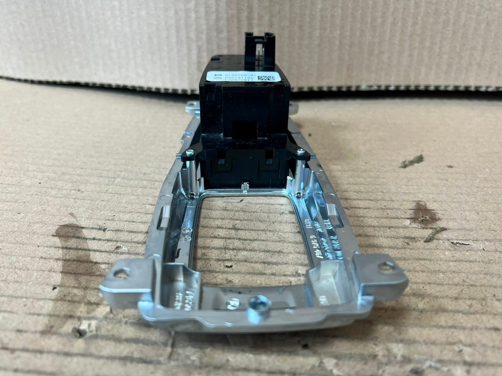 2007-2013 BMW X5 E70 and X6 E71 E72 Parking Brake Switch 9148508 OEM